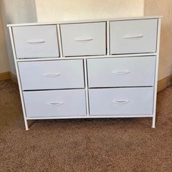 Dresser new