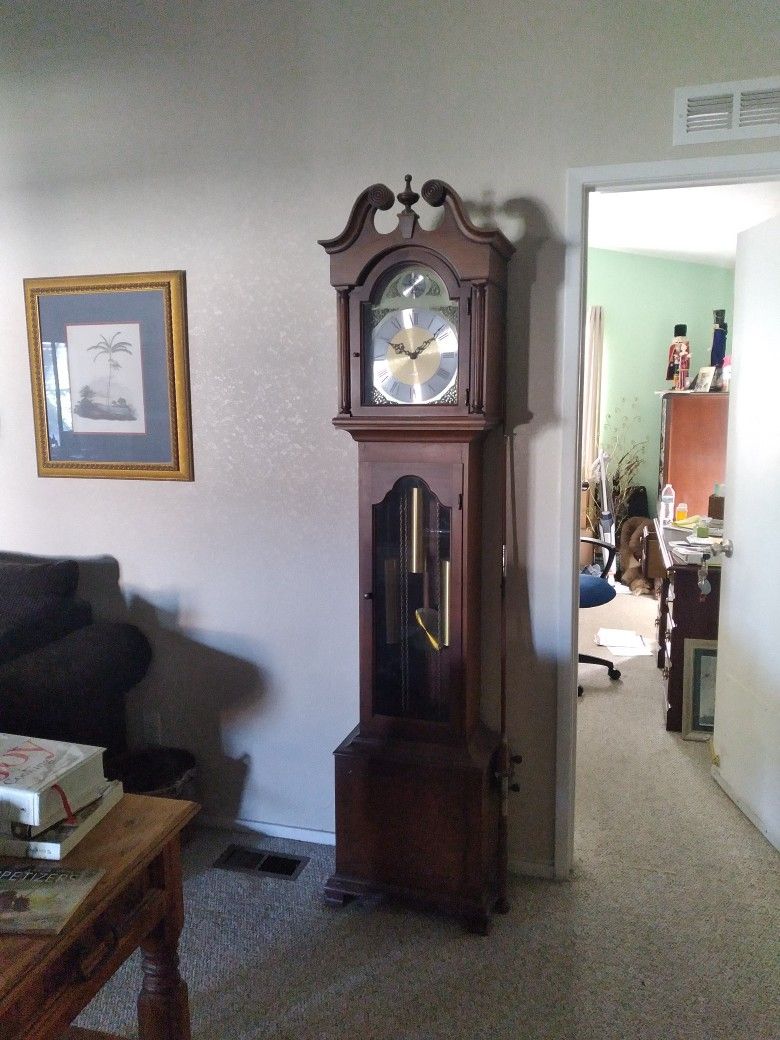 Seth Thomas Grandfather Clock