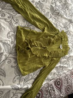 Atacado Green Blouse