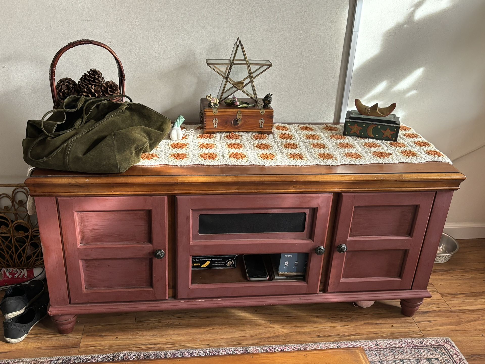 Solid Wood TV stand
