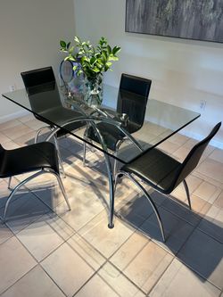 Juego de comedor de 4 sillas