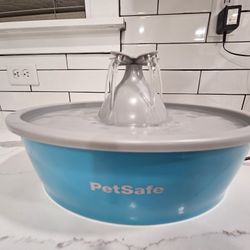 Pet Fountain Cats Or Dogs 