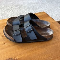 Birkenstocks Arizona Black - Women’s Size 39