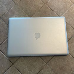 MacBook Pro 17”