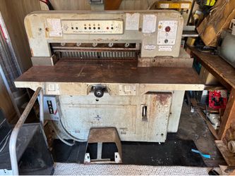 Polar Mohr Eltromat 72 / Industrial paper cutter