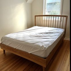 Queen Bed And Mattress: Wood Scandinavian 