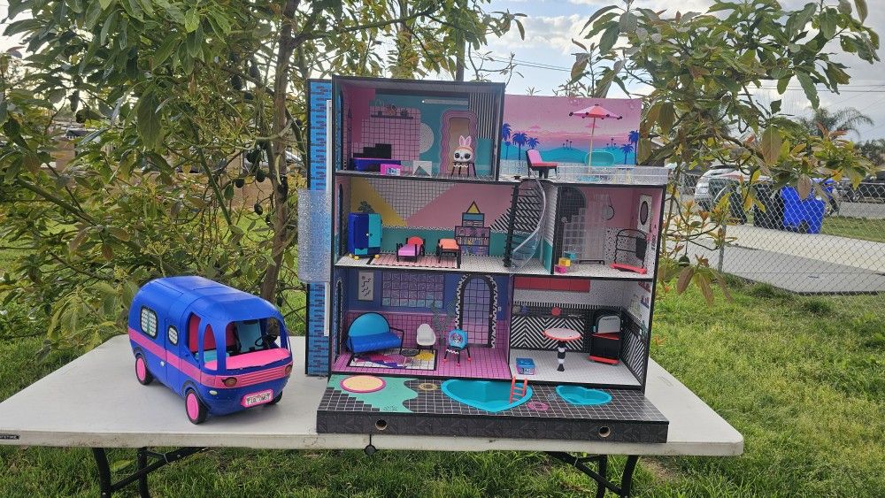 LOL DOLL HOUSE WITH CAMPER CAR