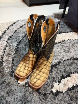 Pirarucu boots