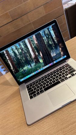Apple MacBook Pro 15” Retina i7/16GB/500GB SSD $350