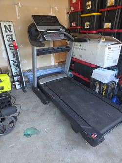 Pro-Form 2000 Treadmill