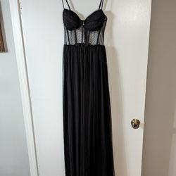 Size Medium Windsor Dress