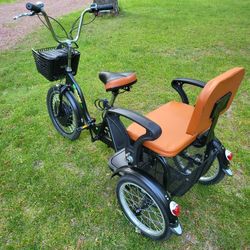 Three Wheel EBIKE with passeger seat " 48 Volt" Like new!