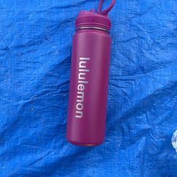 Lululemon Water Bottle 