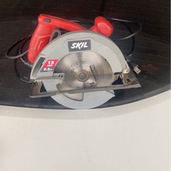 Saw Skil 13 Amp  2.3np Good Woking