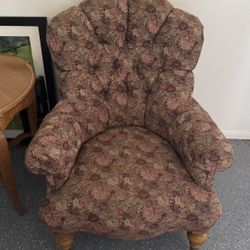 Chair Ethan Allen Collection 