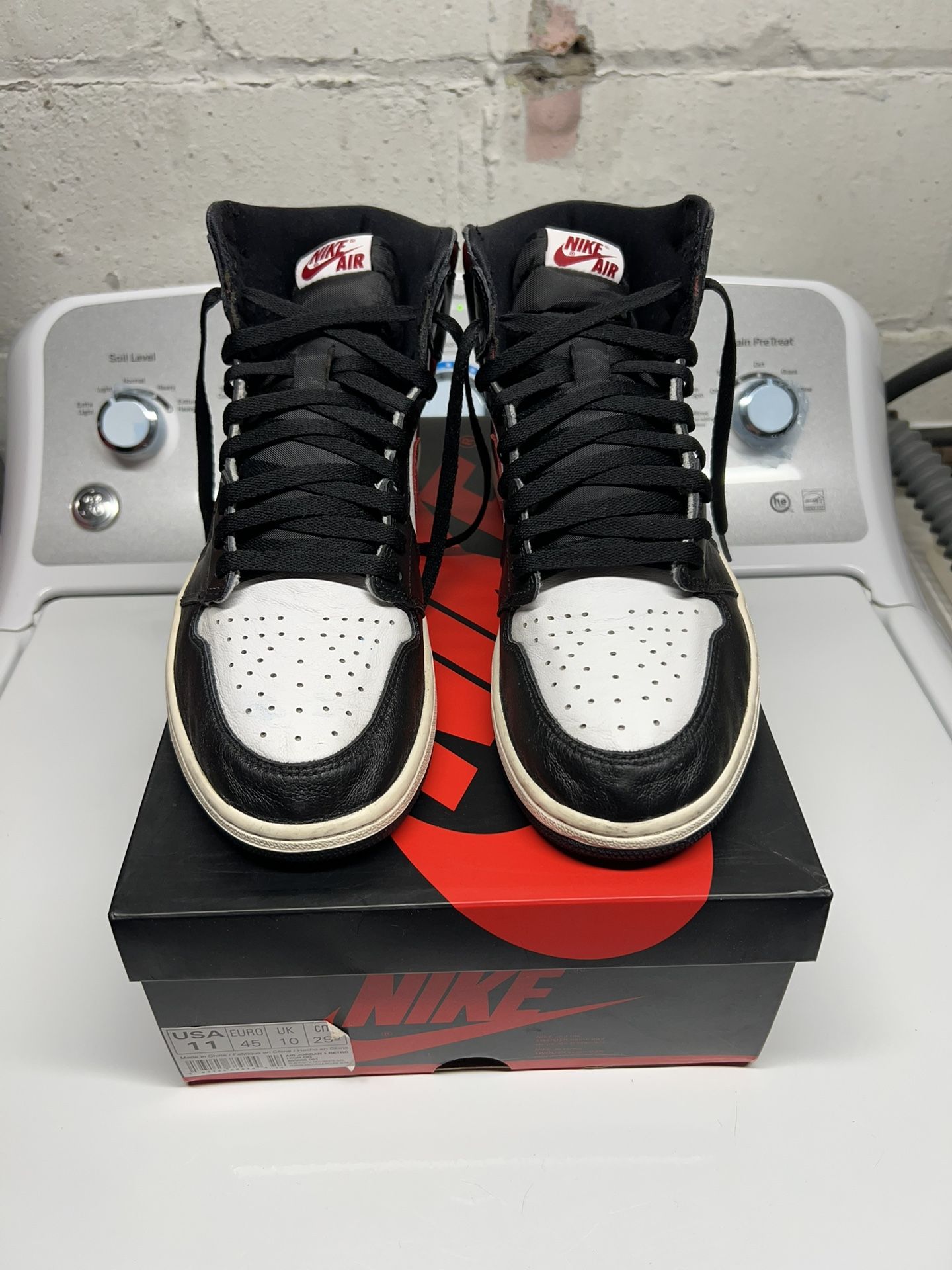 Jordan 1 (Black Gym Red) Sz 11