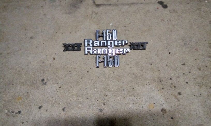 73-75 Ford Trucks EMBLEMS Parts