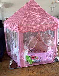 playhouse tent