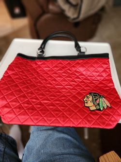 New CHICAGO BLACKHAWKS FAN - ITY QUILTED SHOULDER BAG