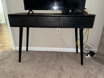 Tv stand / side table