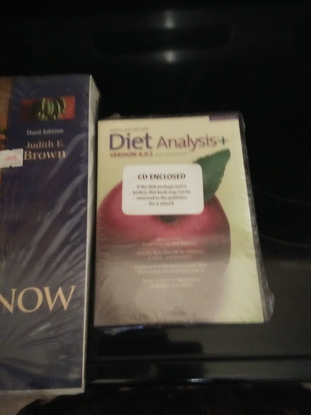 COLLEGE NURSING BOOK AND CD