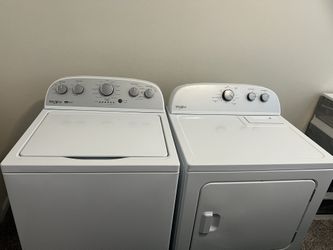 🧺 Whirlpool Washer & Dryer Set – Newer – Works Perfect – Ready Today