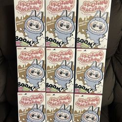 Labubu exciting macaron