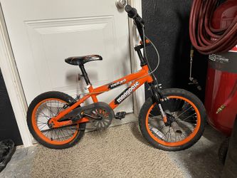 Mongoose Kids Bike With Pegs