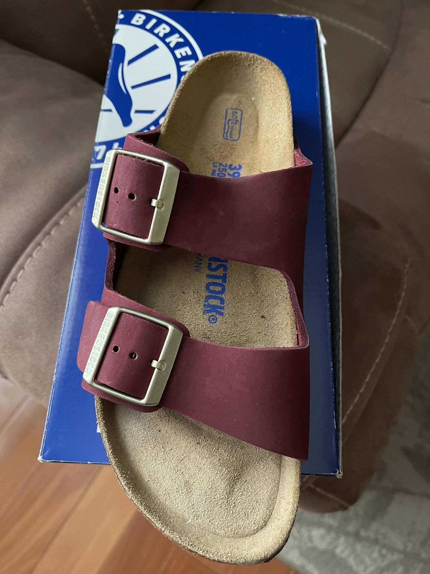 Birkenstock Arizona Big Buckle Size (39) 8M.
