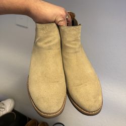 Men Beige Boots Size 9.5