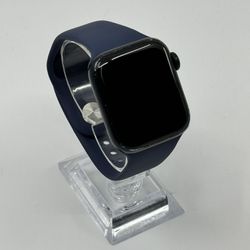 Apple Watch SE (2nd Generation) 40mm (GPS + LTE)