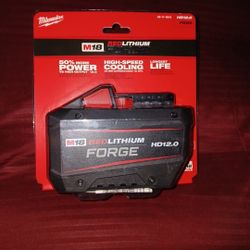 Milwaukee battery forge M eighteen REDLITHIUM HD12.0