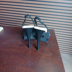 2B Women  Beige Peep-Toe Slingback Heels