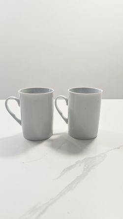 Pair of Essential White Glossy Ceramic Mugs