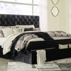 Lindenfield King Black Storage Bed

