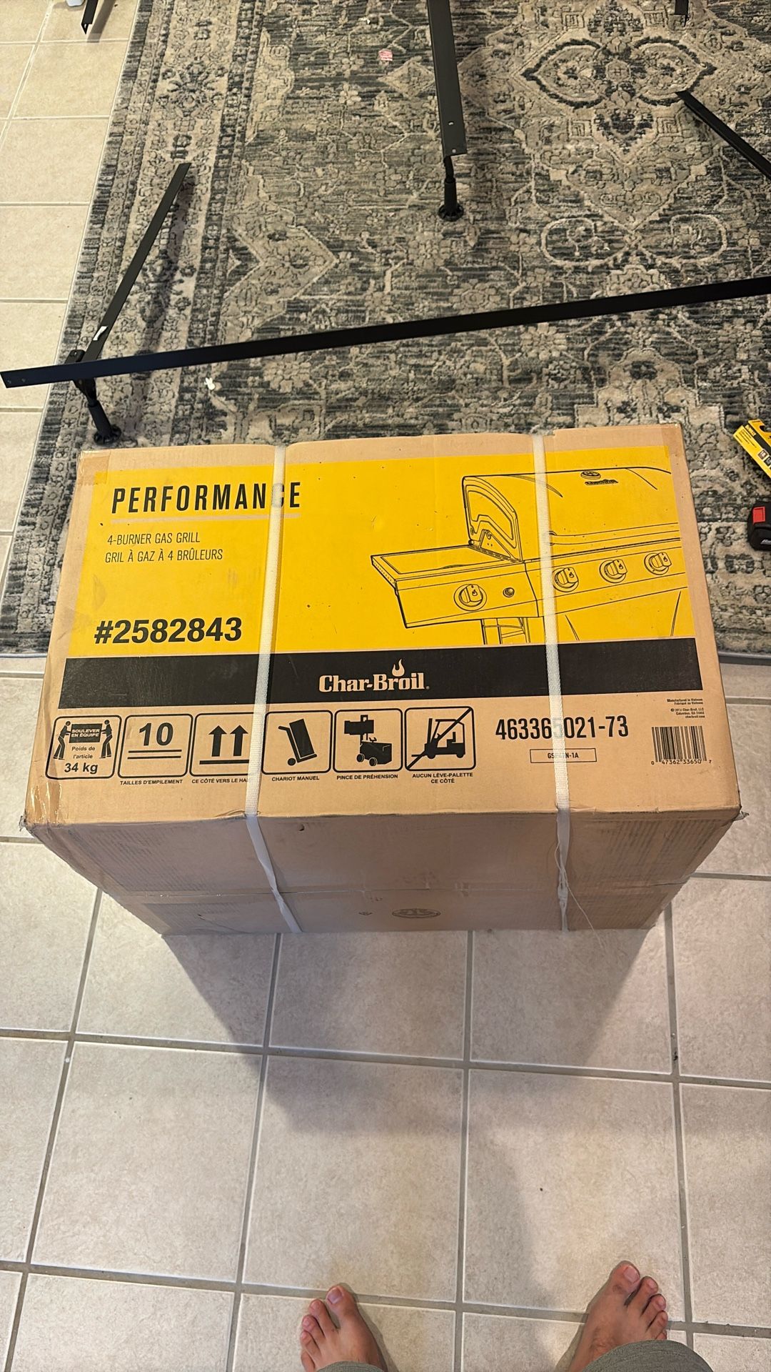 Brand New Never Opened Charbroil 4 Burner Gas Grill