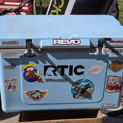 RTIC Ultra Light 52 Qt Cooler- Excellent Condition 