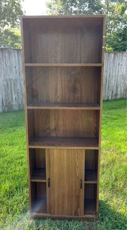 bookshelf