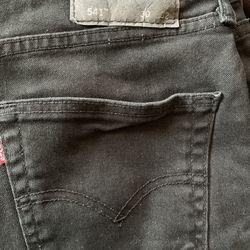 Size 30x32 Levis Black