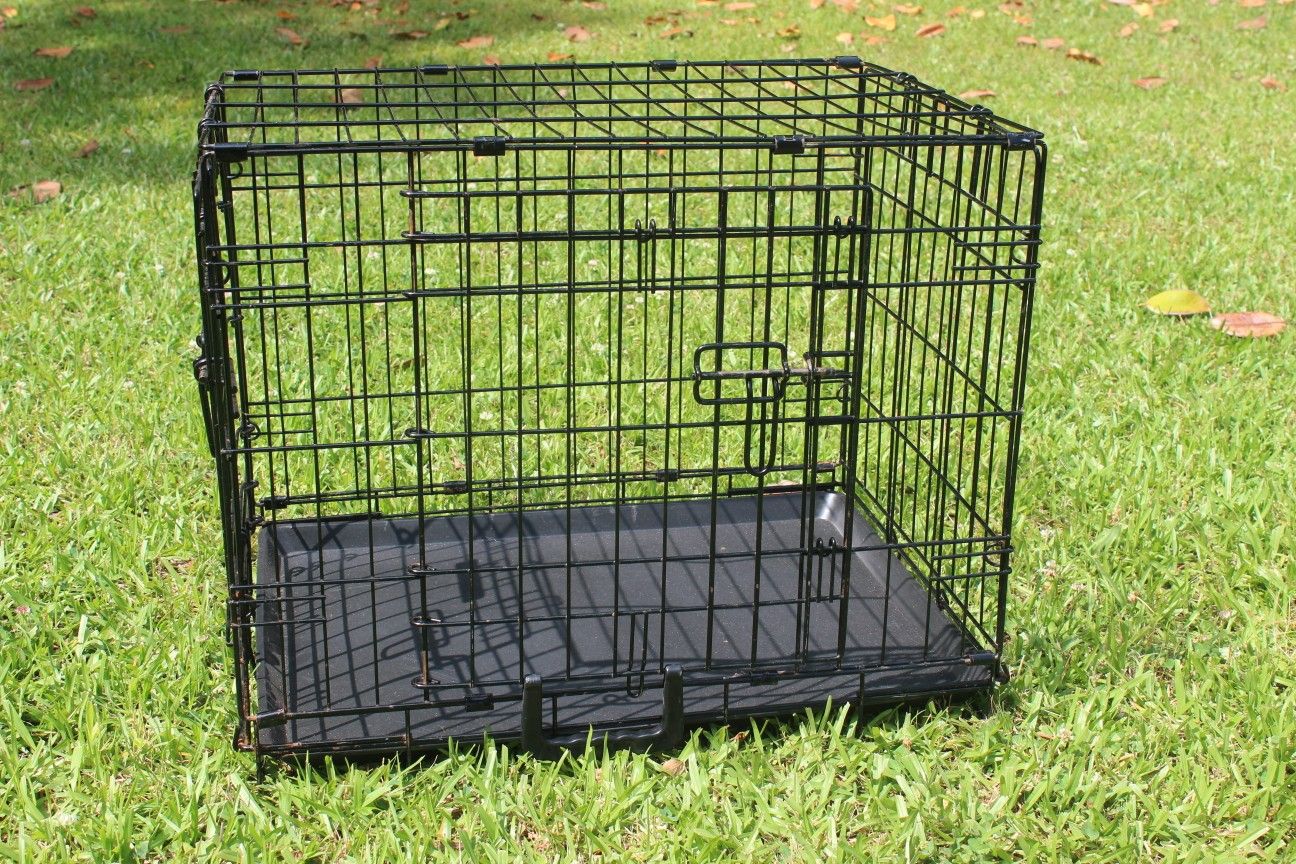 Durable 2 Door Dog Crate