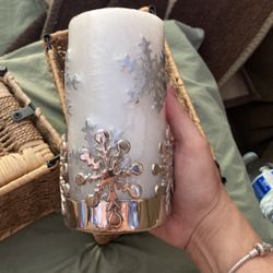 Holiday candle in silver Holder
