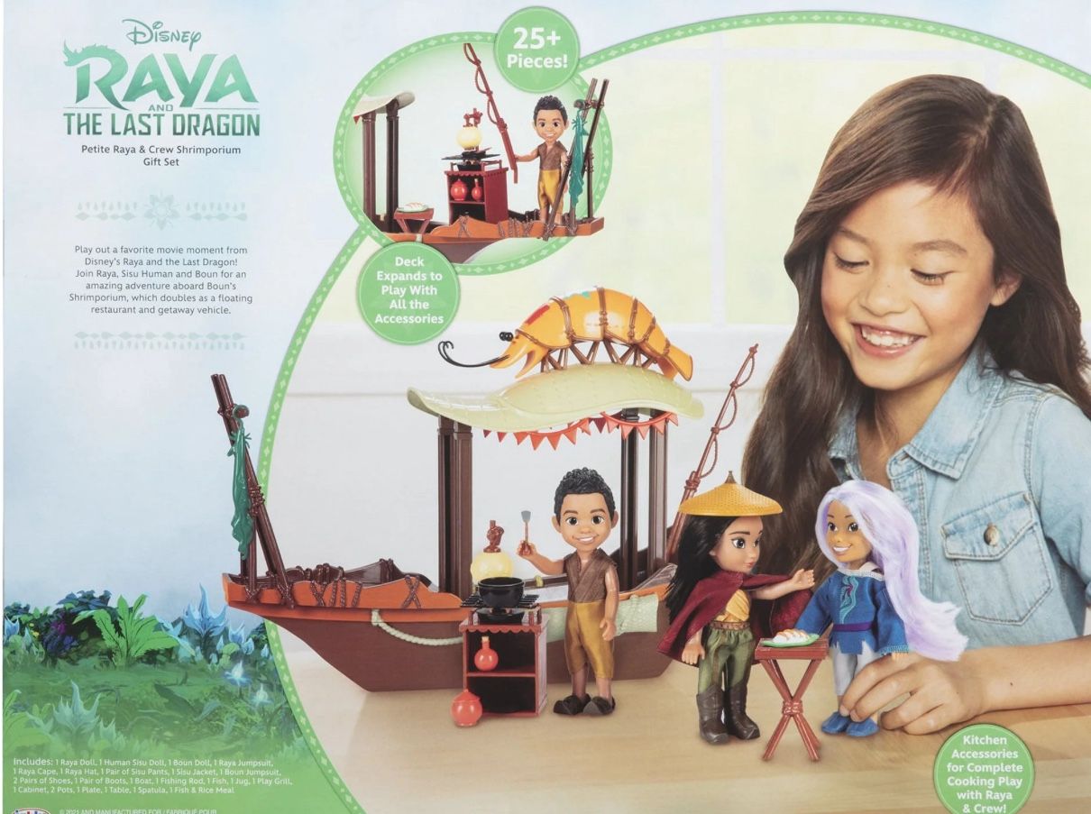 Brandnew Disney Raya and The Last Dragon 6 inch Raya Doll and Crew Shrimp Boat Petite Playset, Ages 4+