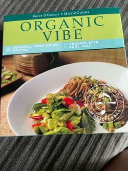 Organic vibe cooking with cool jazz