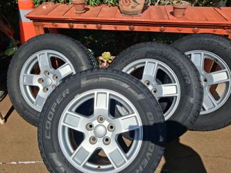 Stock Jeep Wheels