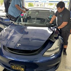 Replacement/Repair  Windshield ( Safe Choice Auto Glass)