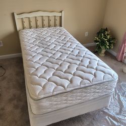 Twin bed complete with mattress and box springs for sale 🛏️ 

