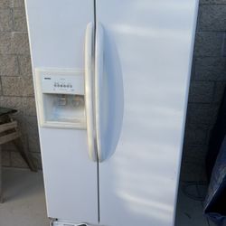 KENMORE Refrigerator 