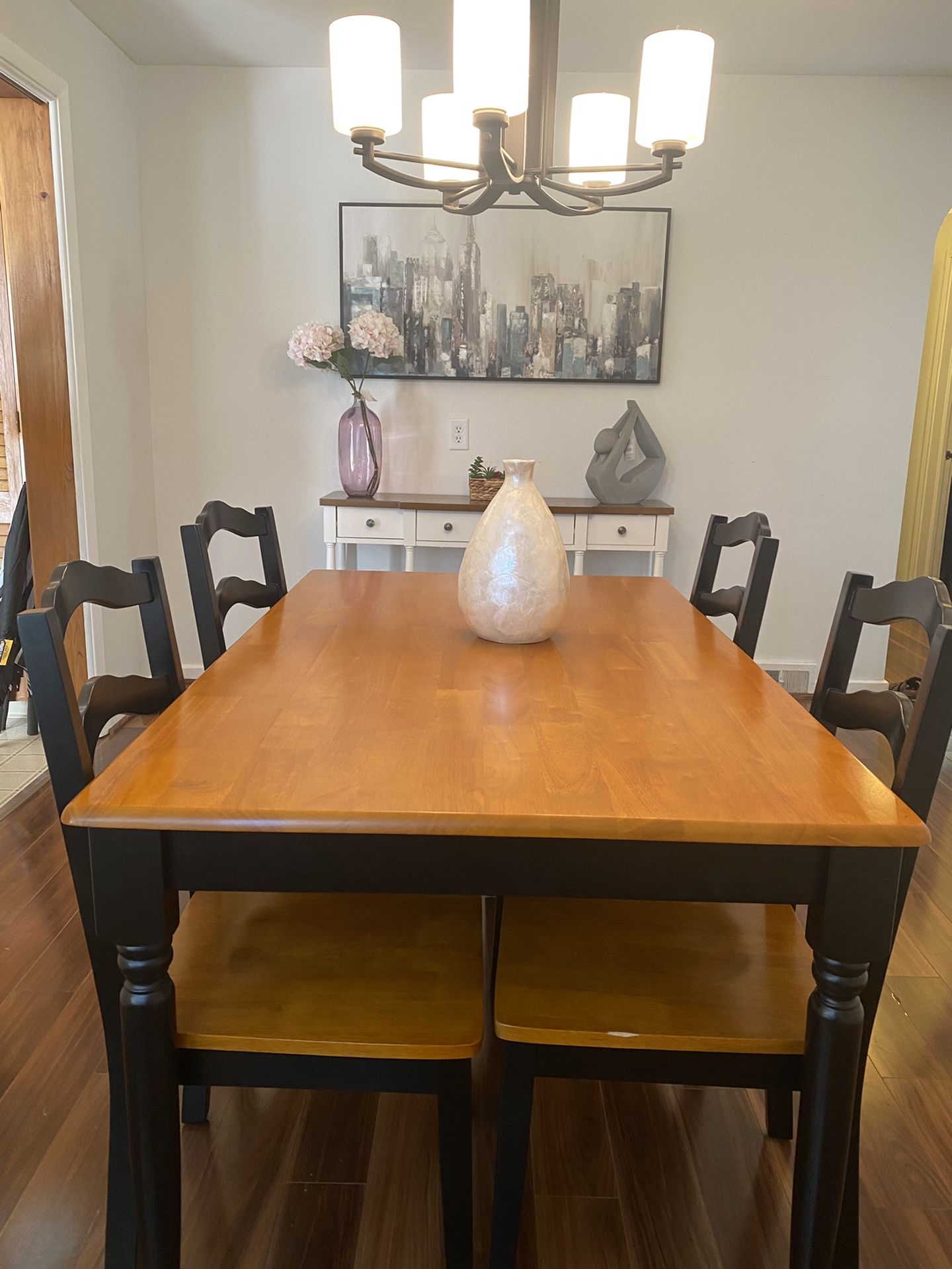 Brand New Dining Table With Chairs