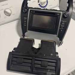 2014 Toyota Camry SE OEM STEREO