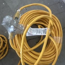TRIPLE OUTLET EXTENSION CORD -100FT - QTY 2 (SOLD INDIVIDUALLY)